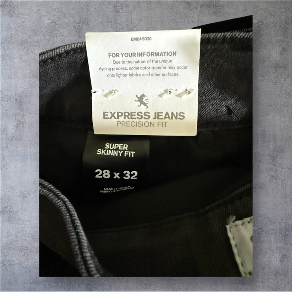 Express Black Super Skinny Jeans Classic Style - NWT - Picture 4 of 5